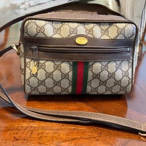 Authentic Gucci. The Original Gucci Ophidia  Shoulder Bag.  Vintage Pre-Owned